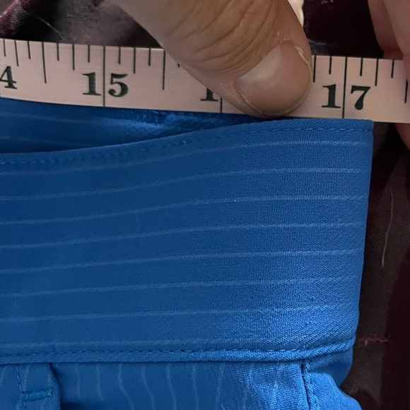 Under Armour shorts • Mens size 36 - Picture 3 of 7